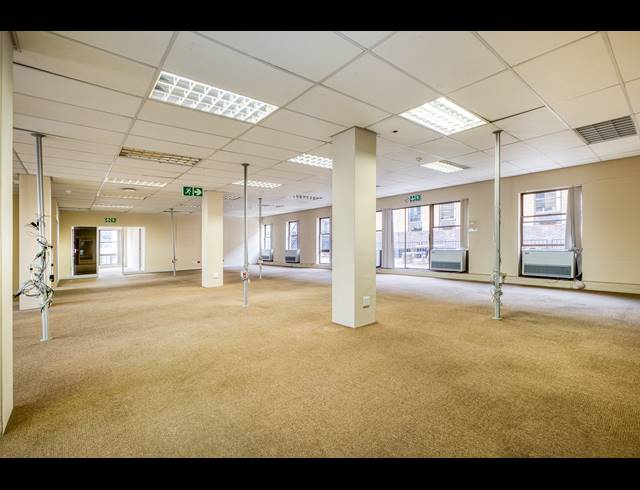 3,513M² OFFICE FOR SALE IN FERNDALE